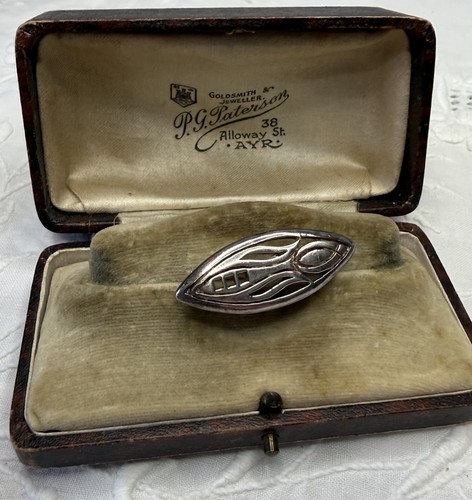 Vintage sea gems brooch - gems,