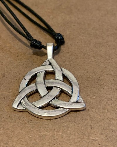 Celtic knot pendant trinity - celtic,