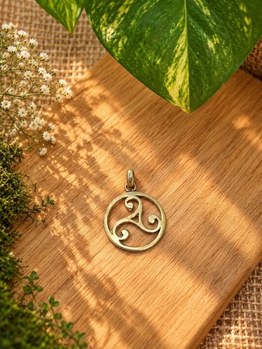 Brass triskele pendant - brass,