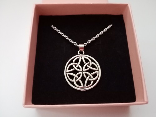 Celtic knot pendant - pendant, necklace