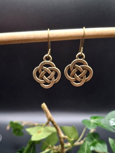 Irish celtic knot bronze - celtic,